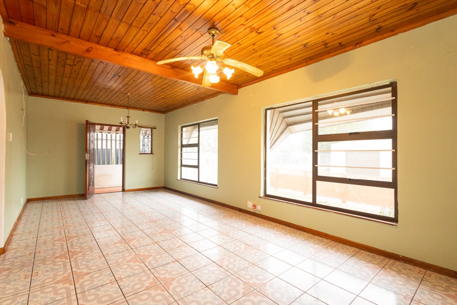 3 Bedroom Property for Sale in Ravensmead Western Cape